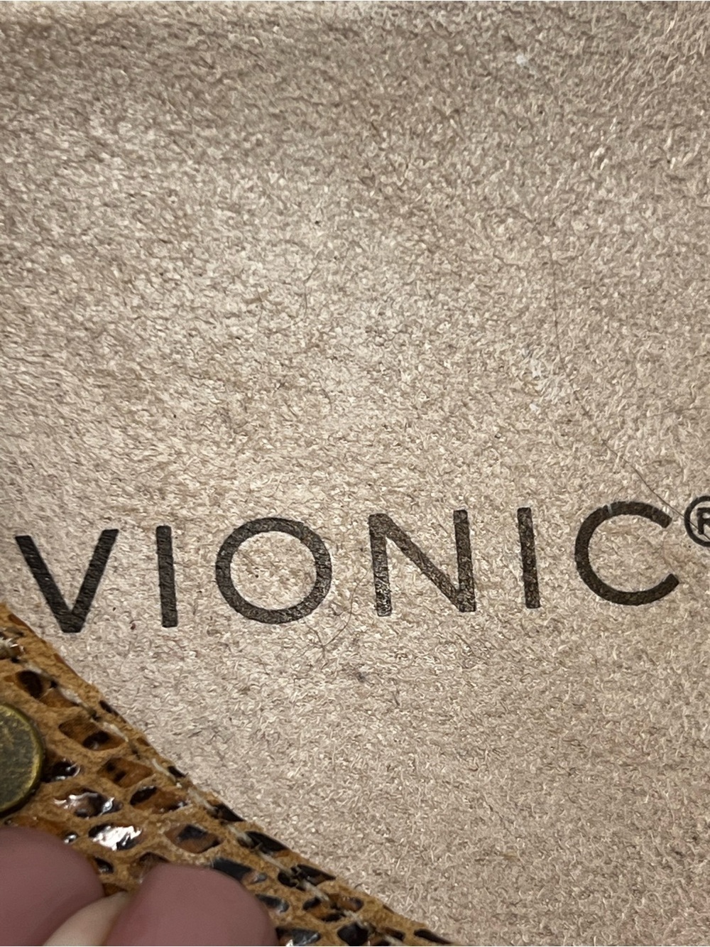 Vionic Tan Snake-Print Toe-Loop Sandals - Picture 5 of 6